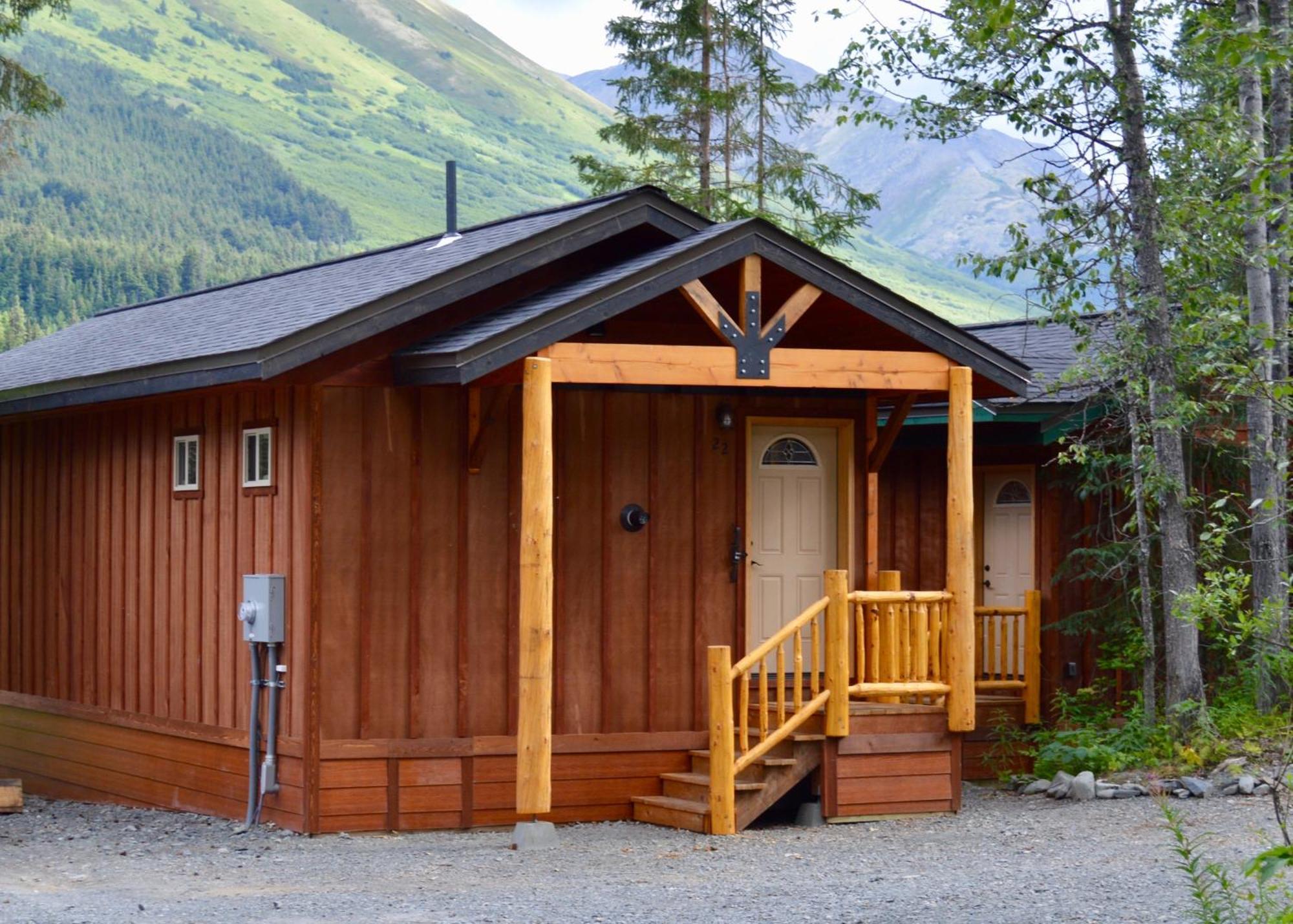Summit Lake Lodge エクステリア 写真